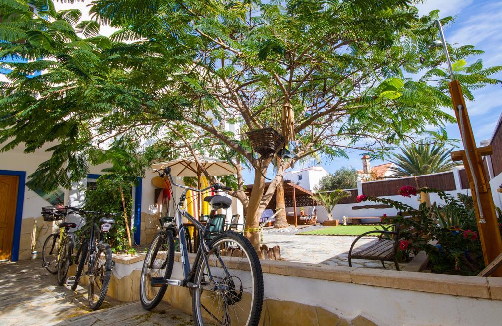 Surfhouse Hotel Коралео Екстериор снимка