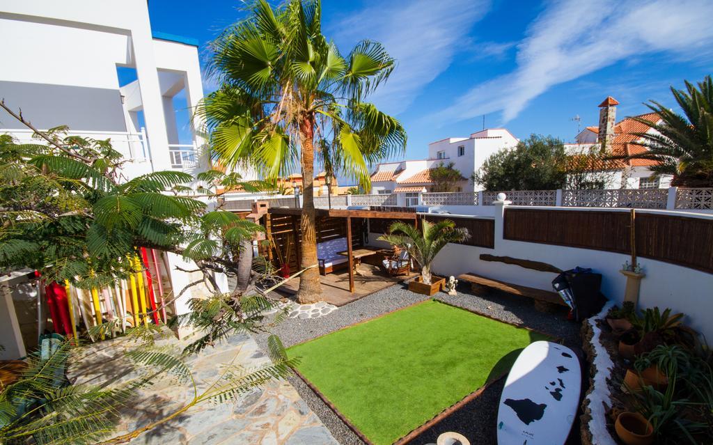 Surfhouse Hotel Коралео Екстериор снимка